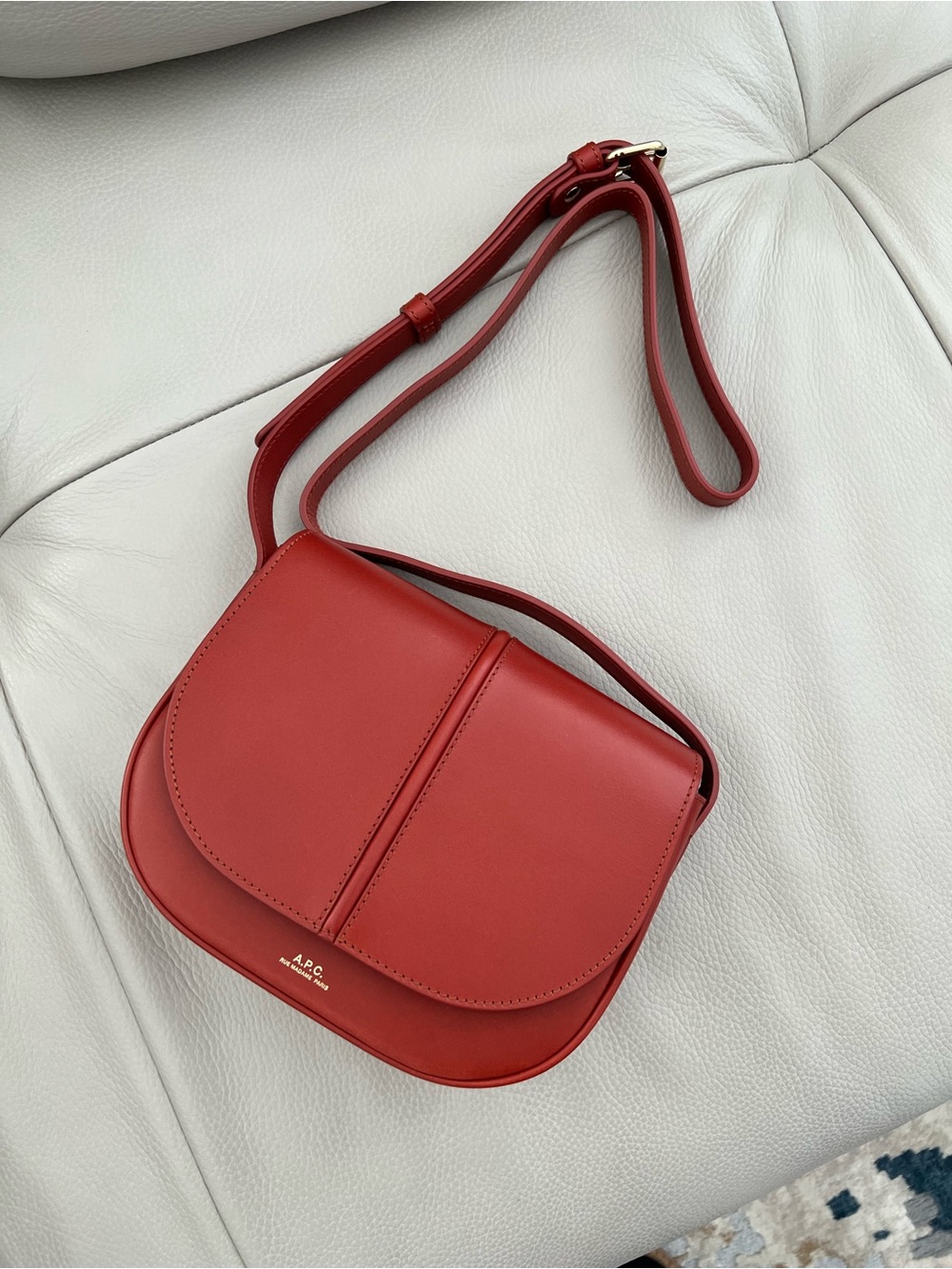 NWT - A.P.C. Betty Calfskin Leather Crossbody Bag BRANDY (EAI) ๐ - Picture 5 of 5